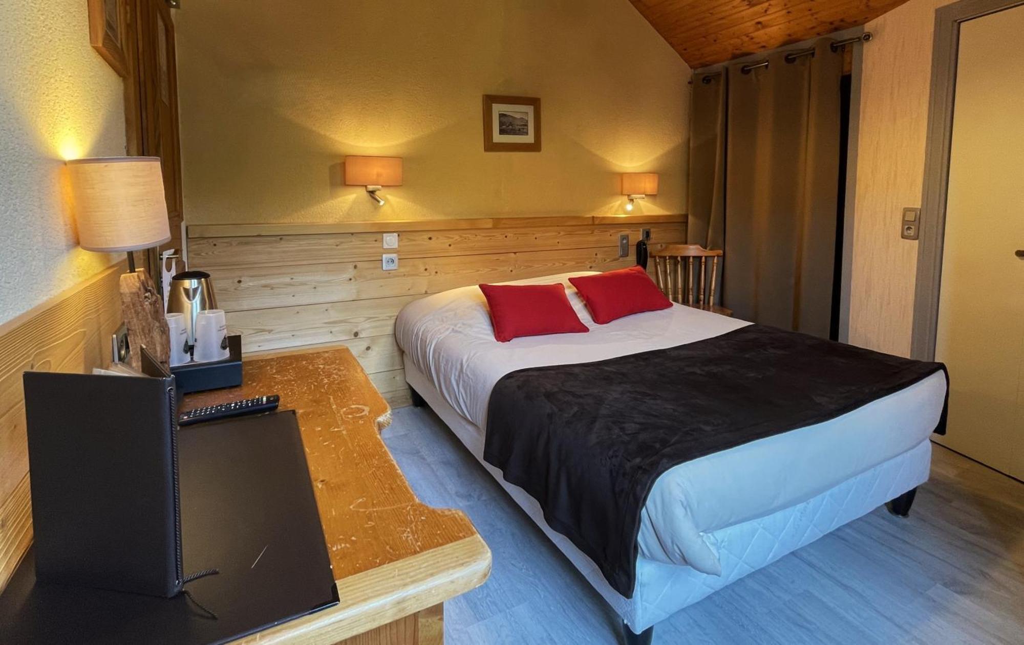 Logis Hotel&Spa Beau-Site Saint-Jean-de-Sixt Exterior foto